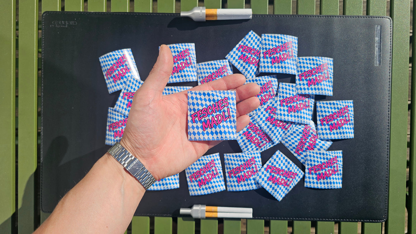 "FESCHES MADL" | STICKER | AUFKLEBER | MALLE | FESTIVAL | PARTY